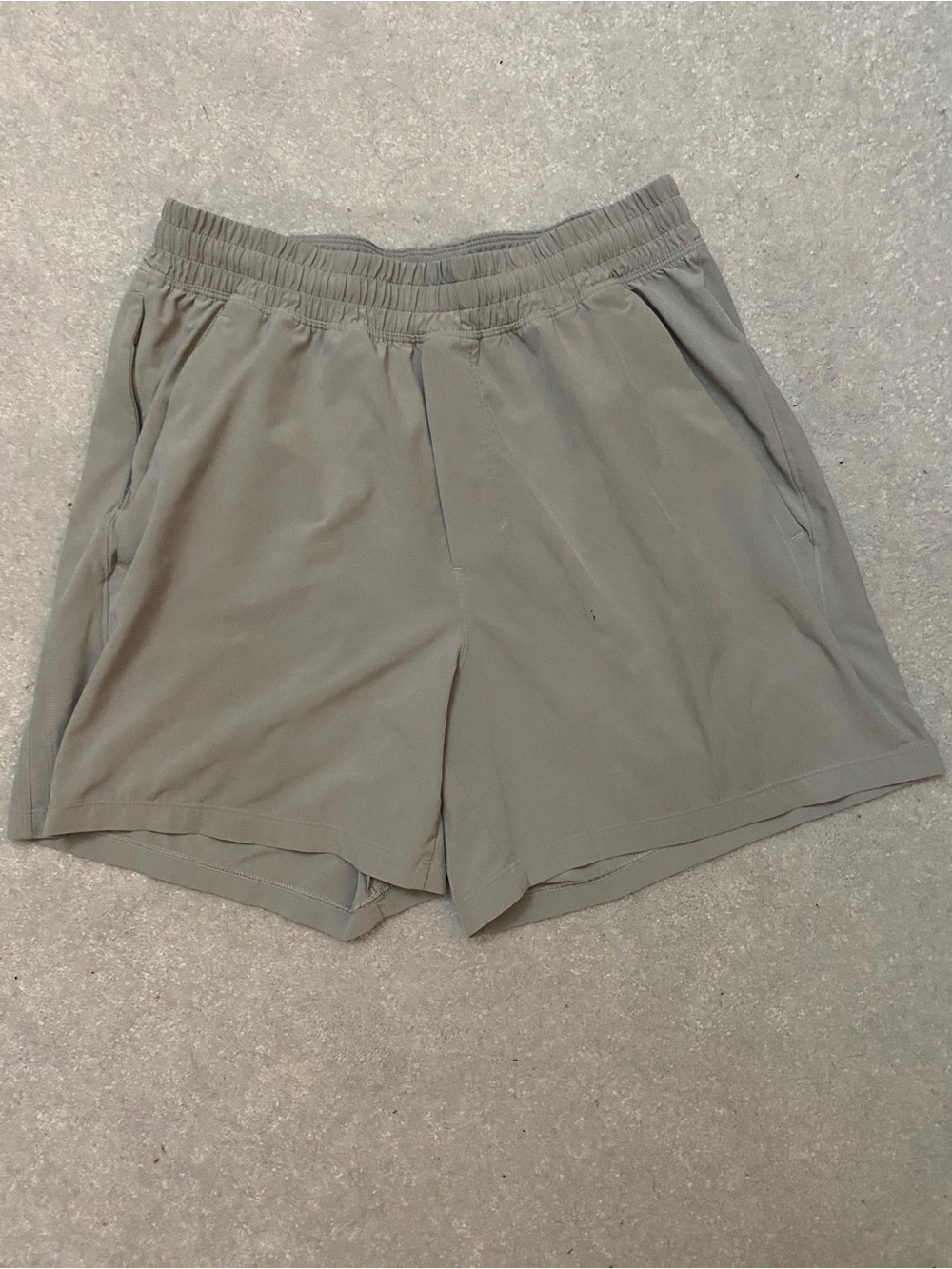 Lululemon mens pace breaker linerless shorts 5”